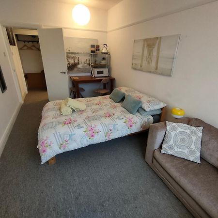 Guest Suite 50M From The Beach Bognor Regis Dış mekan fotoğraf